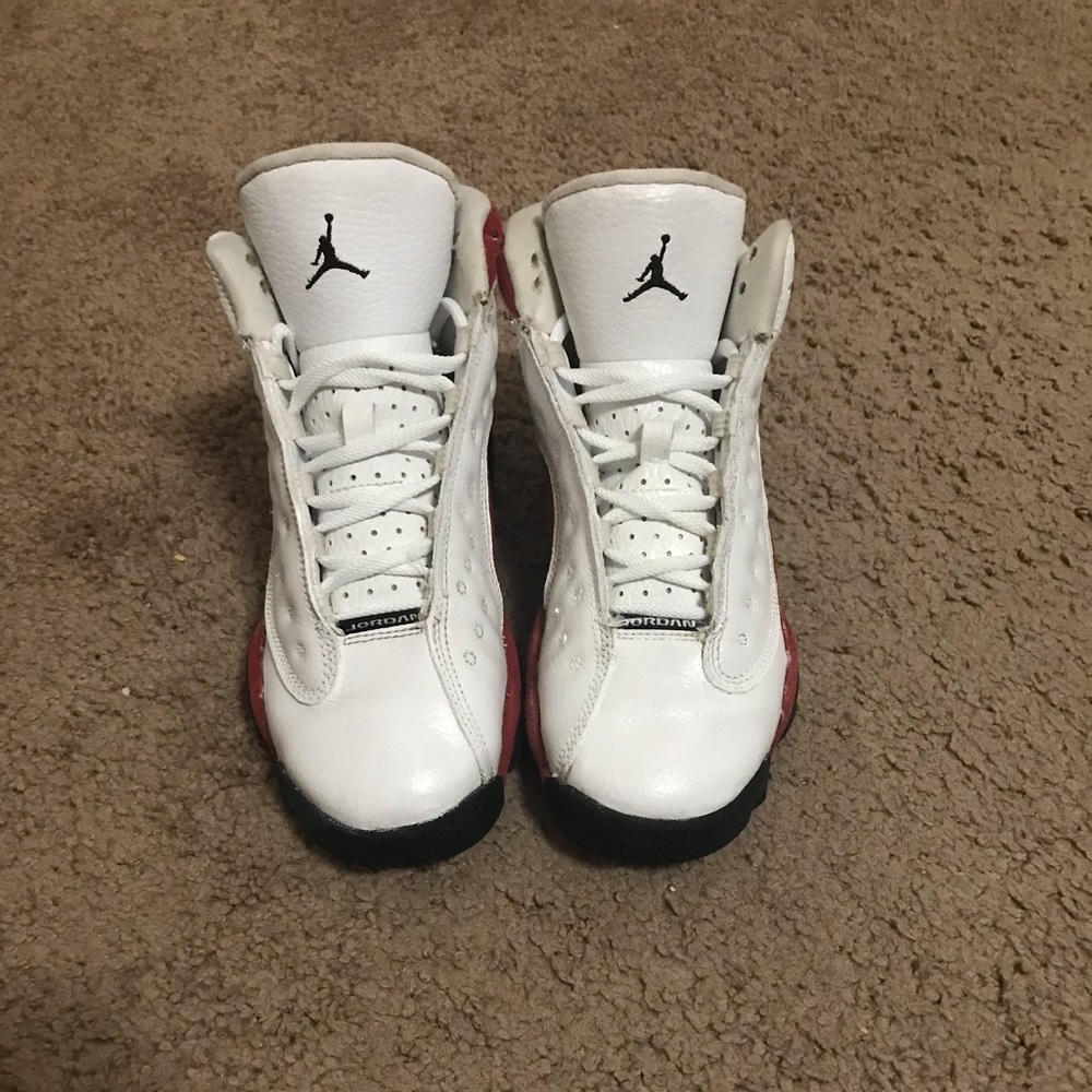 Chicago Cherry Jordan 13s